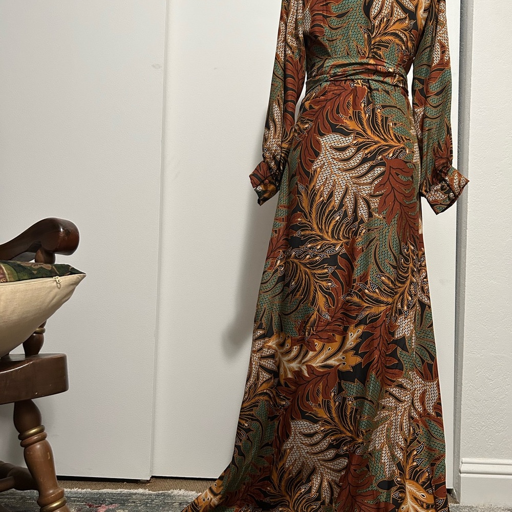 Natalie Martin Elegant Multicolor Wrap Dress - Picture 7 of 9